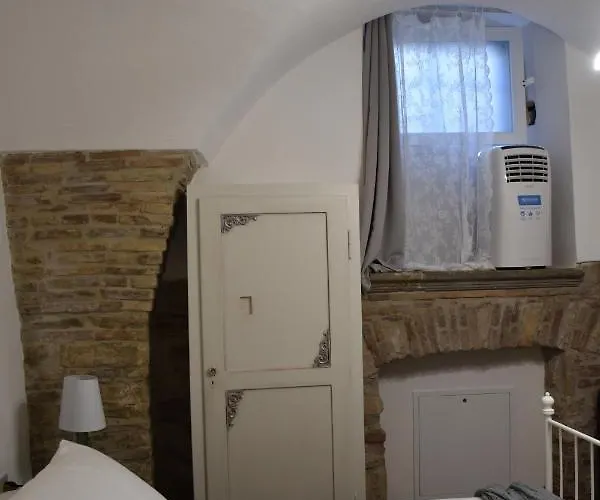 Ai Rosoni Apartment